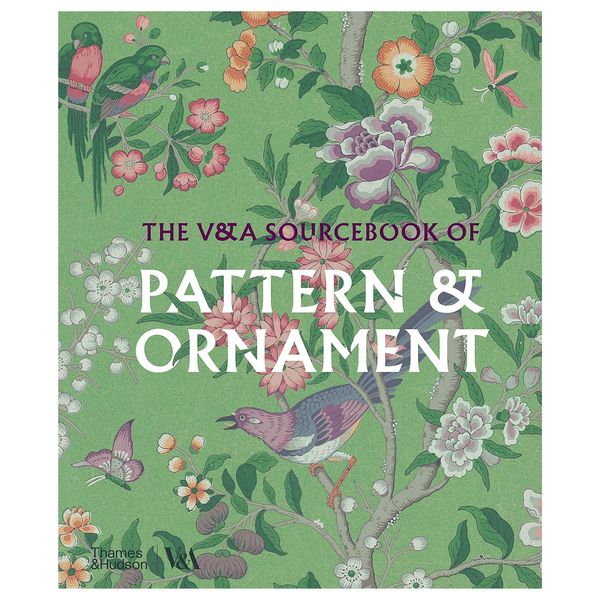 کتاب The V&amp;A Sourcebook of Pattern &amp; Ornament اثر Amelia Calver انتشارات تیمز و هادسون