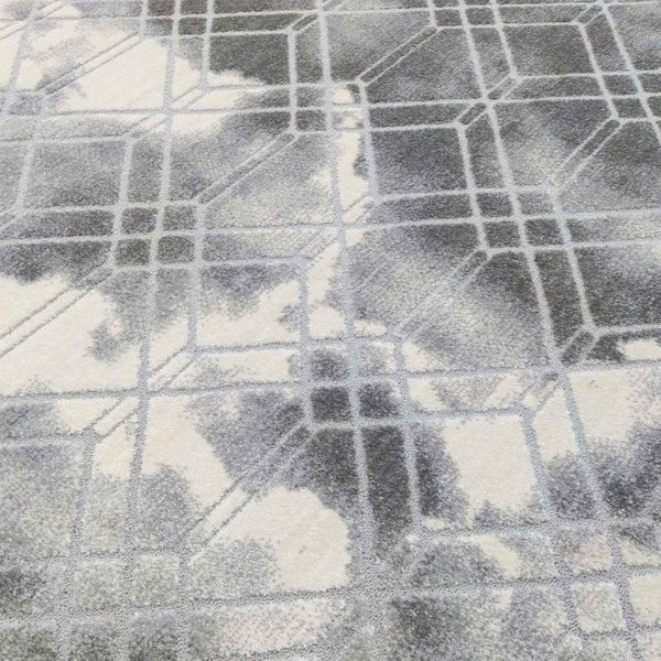 فرش ماشینی ساوین طرح مدرن کد 7440 زمینه نقره ای روشن