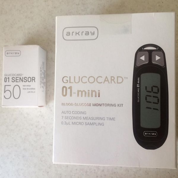دستگاه تست قند خون آرکری مدل Glucocard 01 Mini به همراه نوار تست بسته 50 عددی