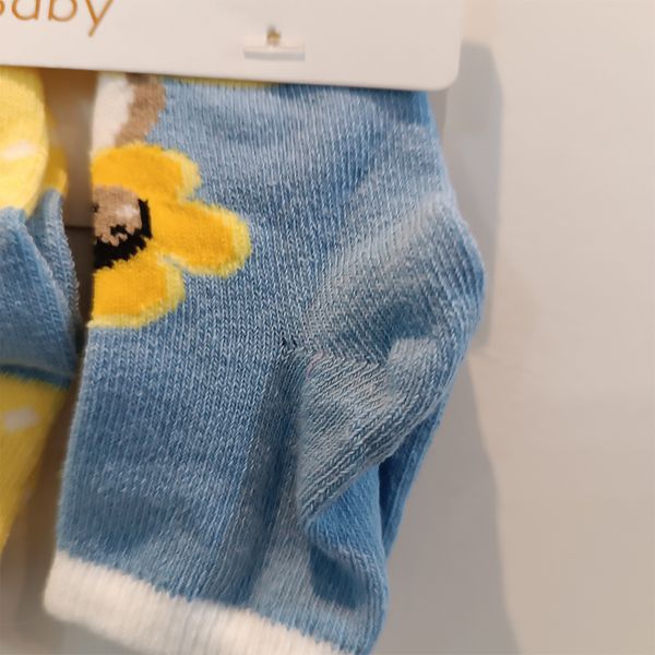 جوراب ساق کوتاه نوزادی دفنه مدل گلها مجموعه 3 عددی