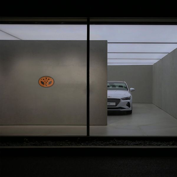 چراغ دیواری نئون دیزاین مدل Toyota-Logo-BL_ORG