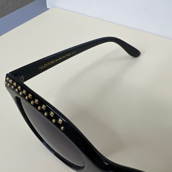 عینک آفتابی زنانه والنتینو مدل V9390