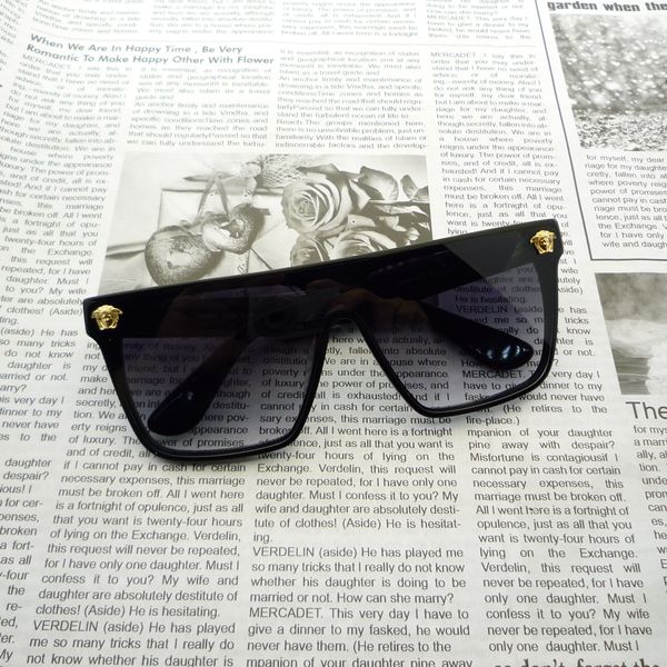 عینک آفتابی ورساچه مدل VE5218-C1
