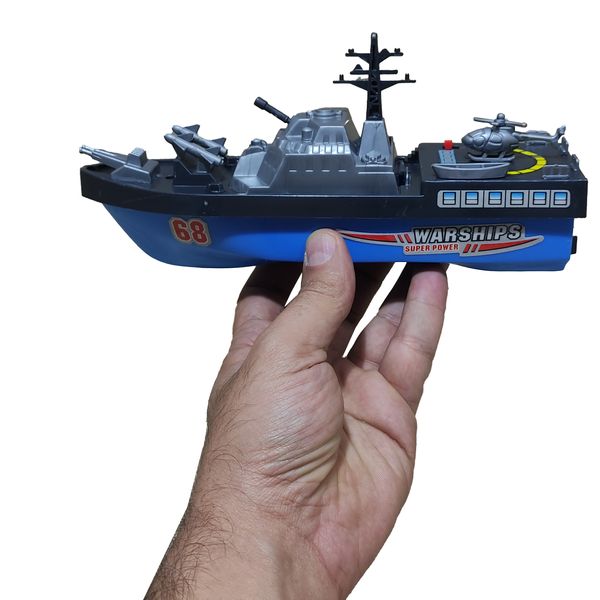 کشتی بازی مدل ناوجنگی