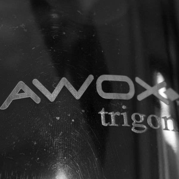 جاروبرقی آوکس مدل Trigon