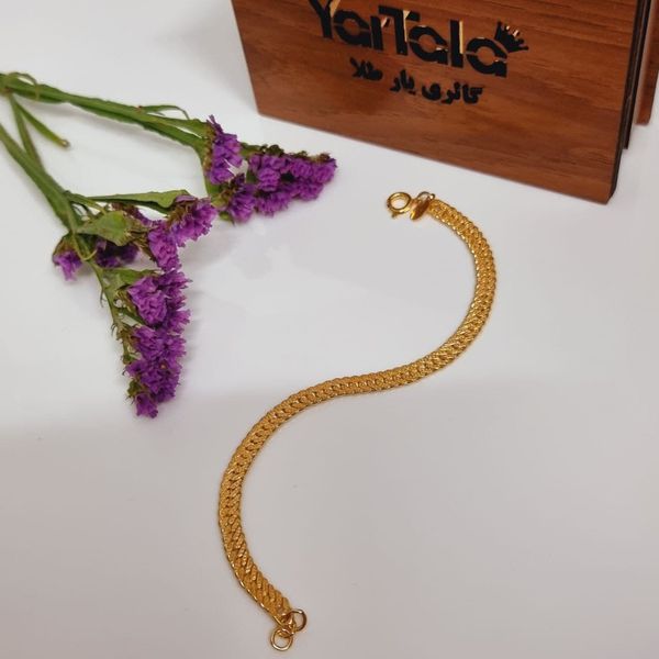 دستبند طلا 18 عیار زنانه گالری یارطلا مدل کوبیده کد DMS02