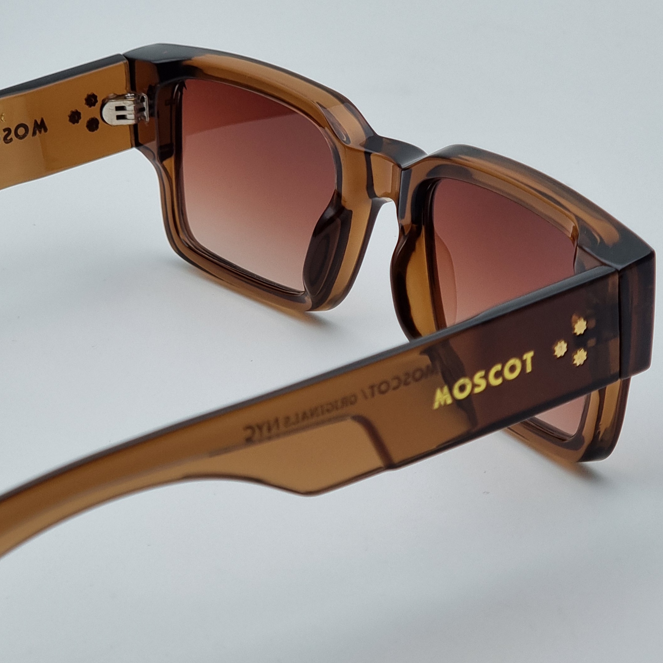 عینک آفتابی موسکوت مدل 6035GH