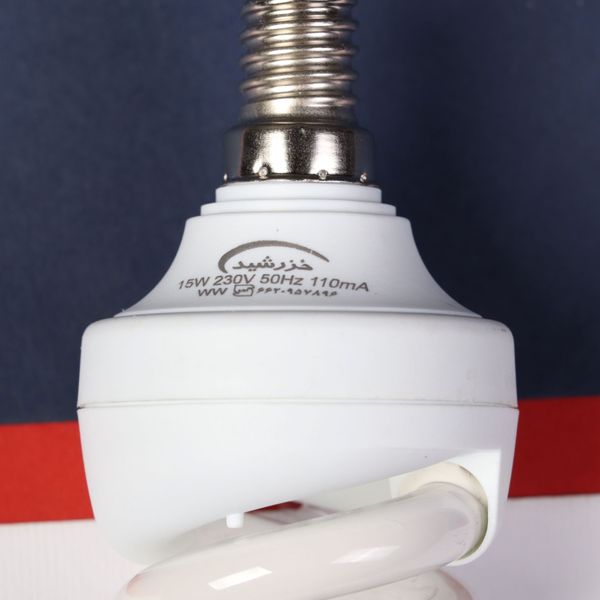 لامپ کم مصرف 15 وات خزرشید مدل تمام پیچ پایه E14